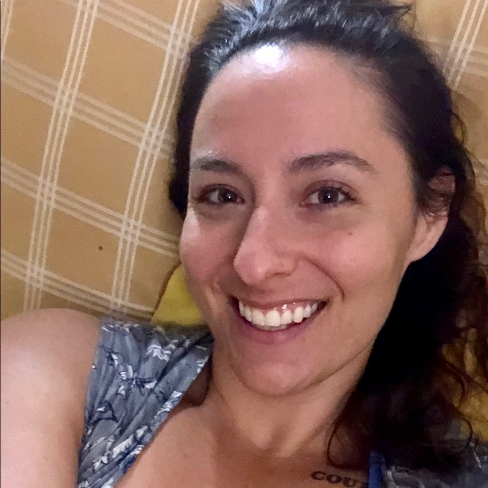 Meet your Posher, Casey